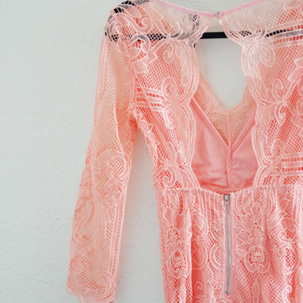 Pink Ornate Lace Dress Size Small - Picture 7 of 8